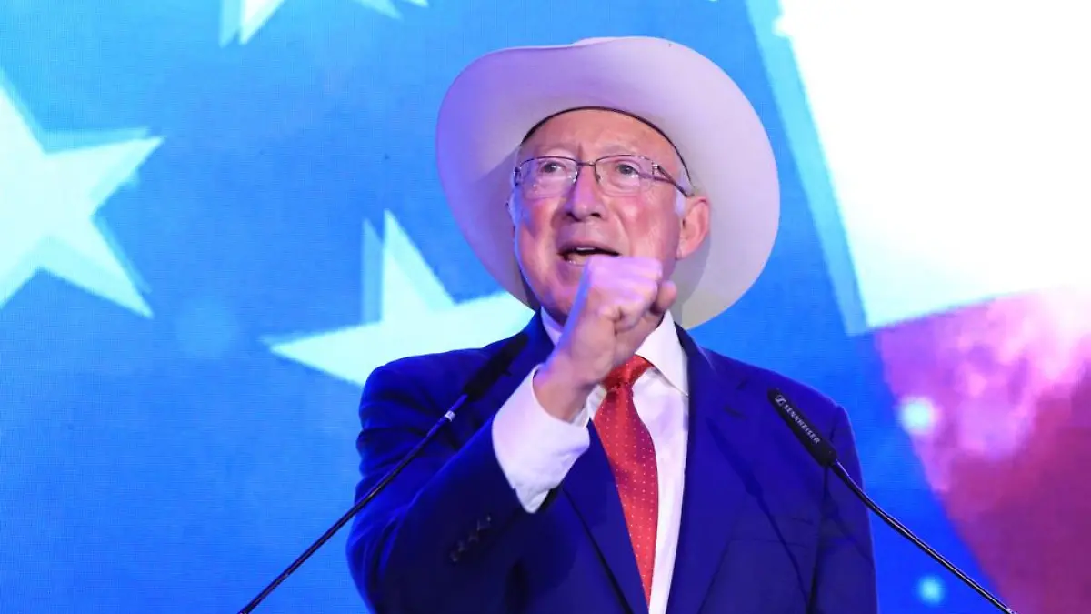 Ken Salazar 